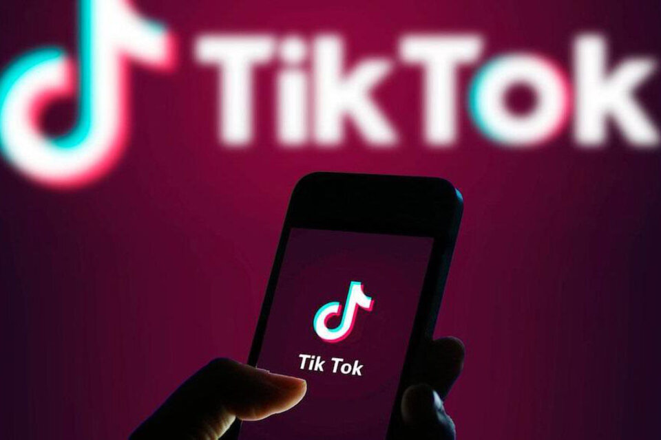 TikTok Introduces an Instagram Notes-style Feature for Inboxes.