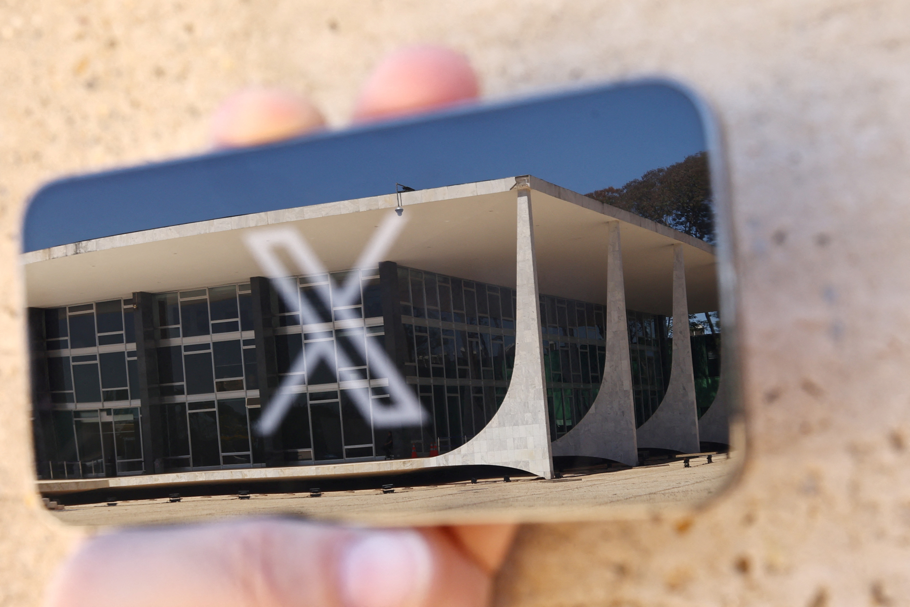 X Makes a Comeback in Brazil Following Compliance with Government Demands.