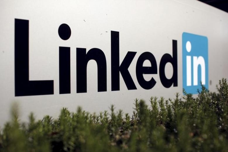 LinkedIn Introduces New Generative AI Search Features for Sales Navigator.