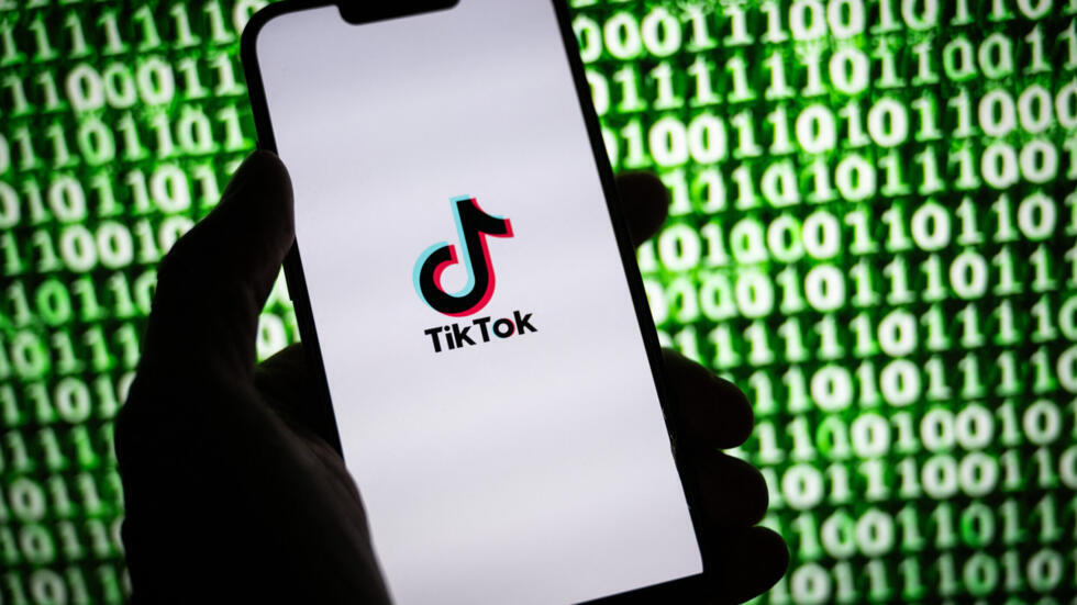 EU Officials Initiate an Investigation into TikTok for Possible Violations of the Digital Services Act (DSA).