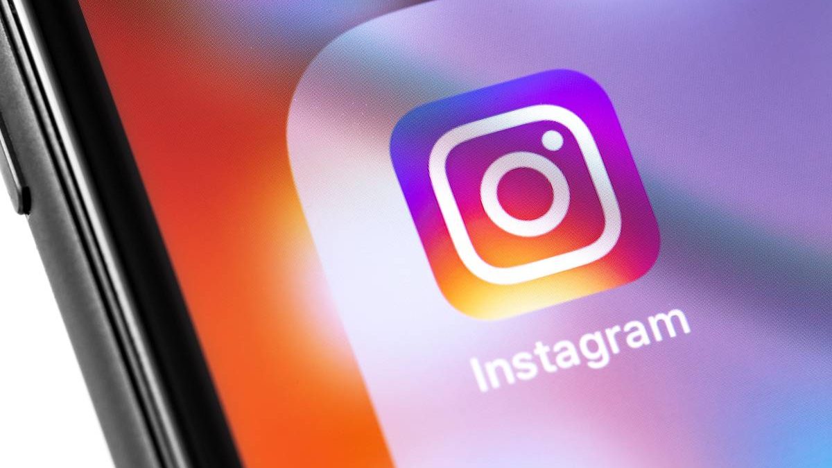 Instagram is testing a feature that allows users to create Stories specifically for their friends.