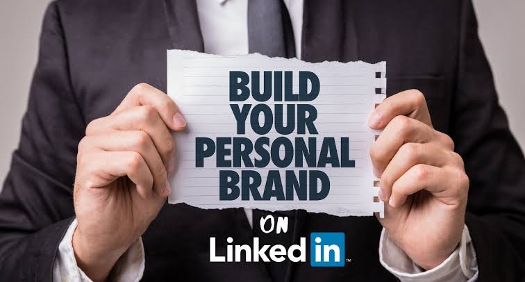 Building Your Personal Brand on LinkedIn: Tips for Professionals