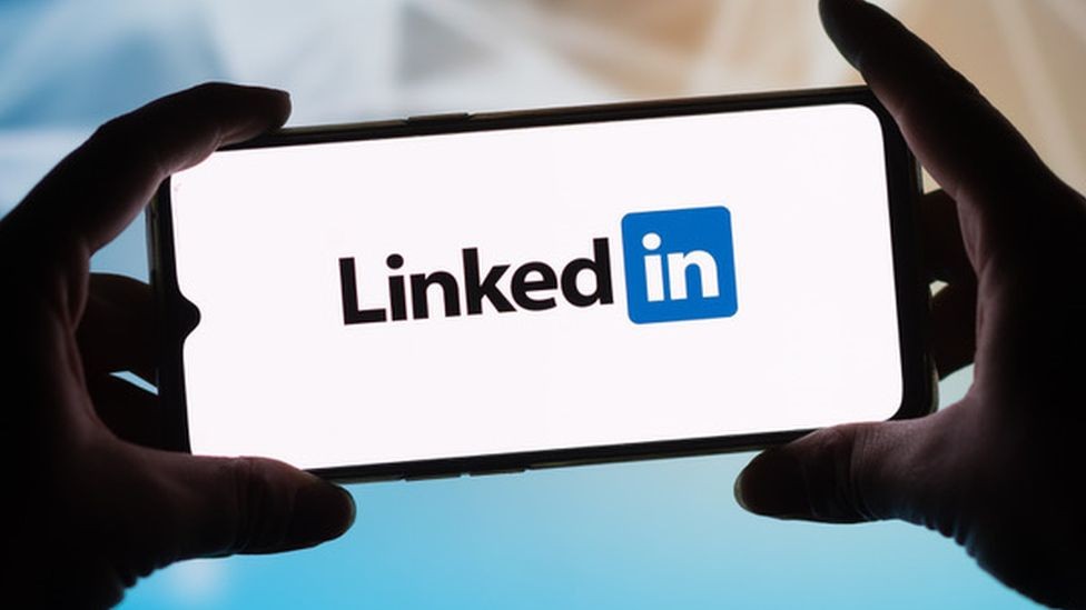 Creating Impactful LinkedIn Articles: A Step-by-Step Guide for Professionals