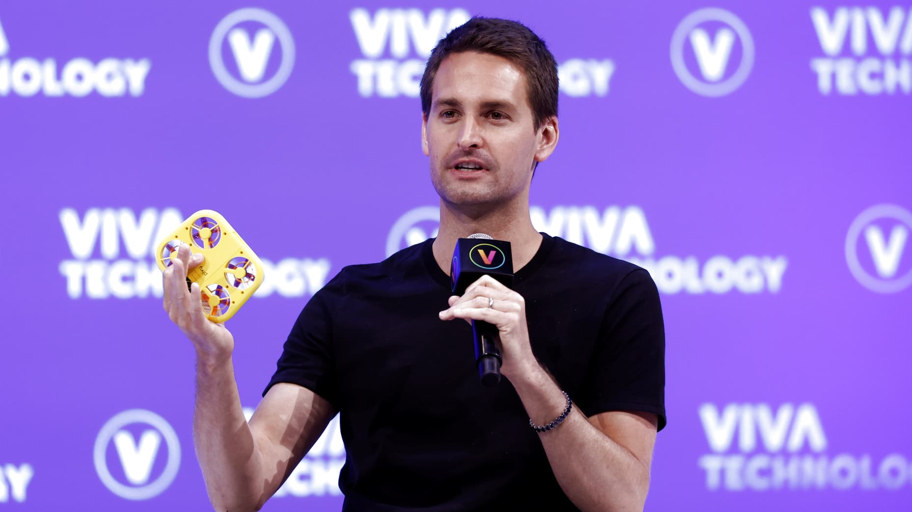 Snap closes its Web3 division as part of a wider round of job cuts.