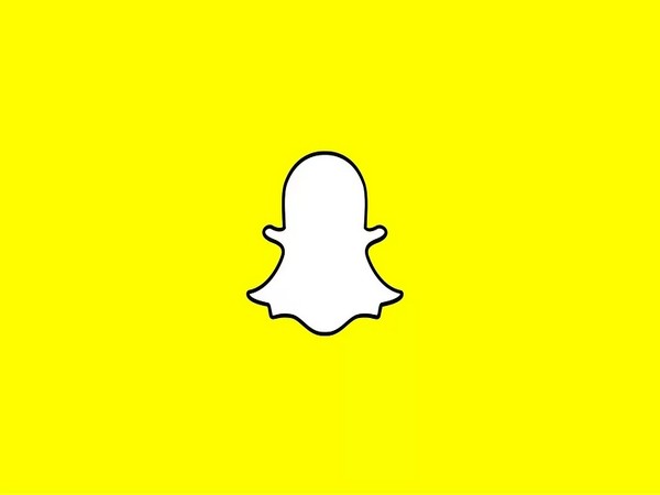 Snapchat introduces a new ASL Alphabet Lens to raise awareness about sign language.