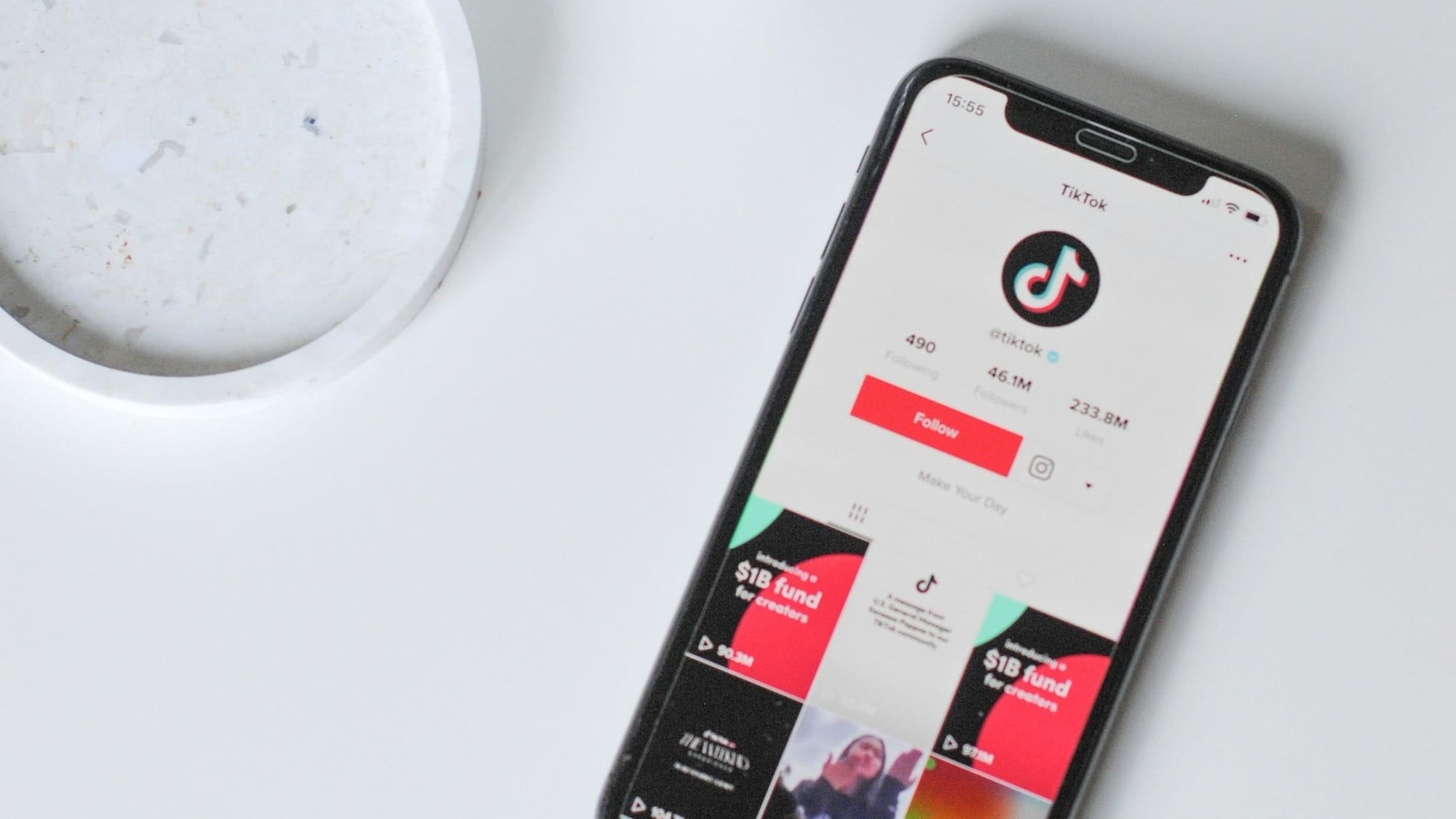 TikTok Tests New In-App Messaging and Engagement Features