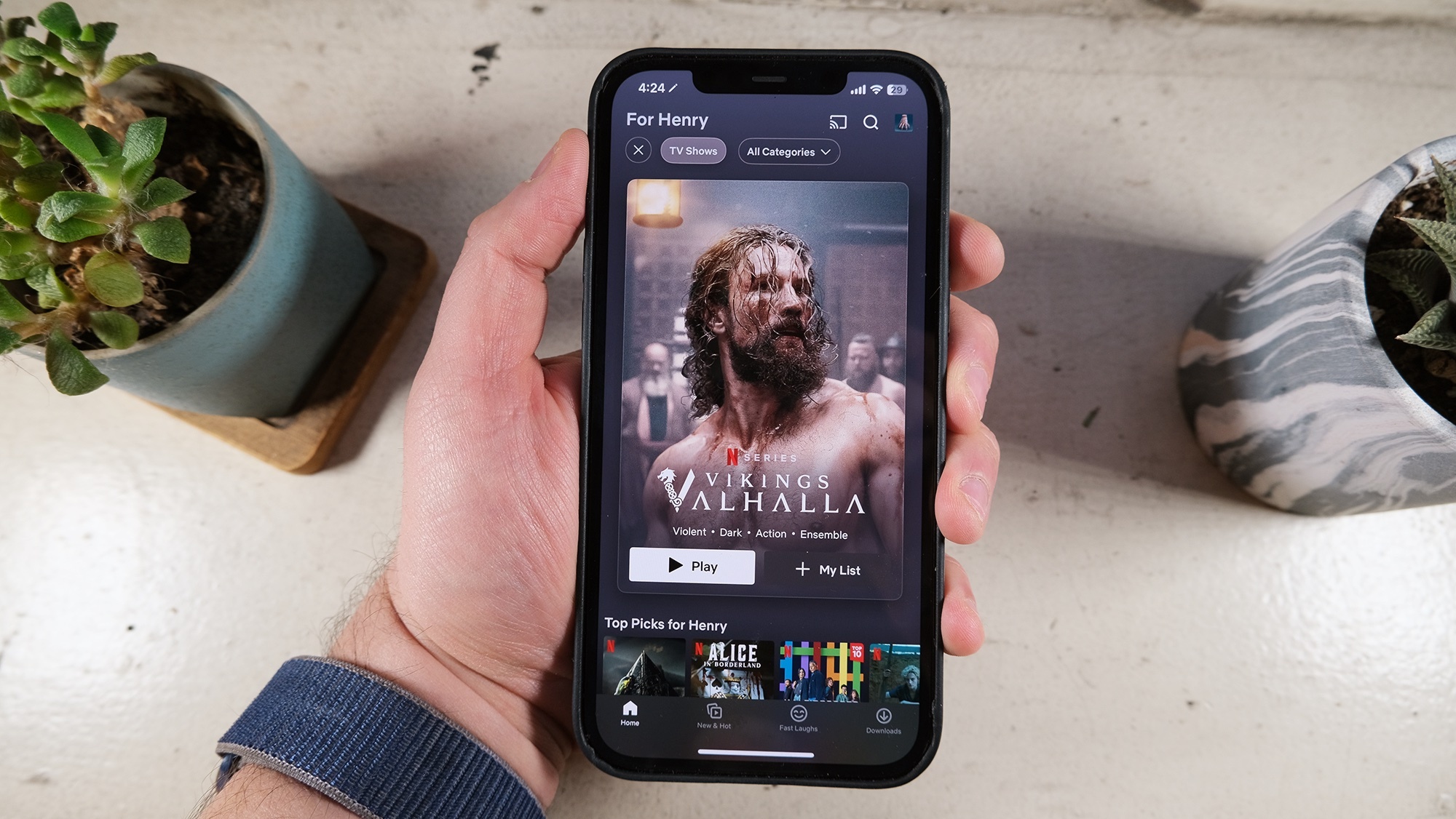 Netflix Updates Its iPhone App with a More Streamlined Design